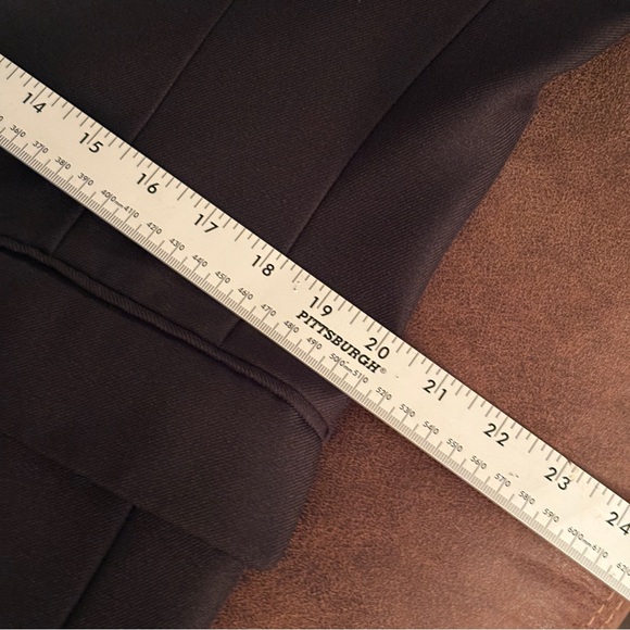 Elegant Men's Black Blazer - Picture 8 of 14